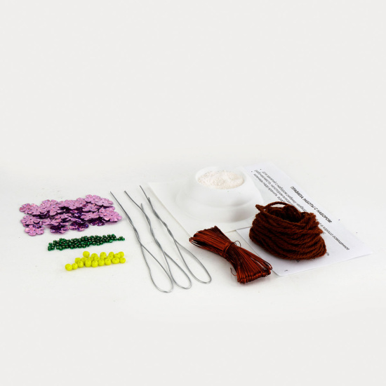 Плетение из бисера и пайеток Яблоня в цвету Lori Дер-001