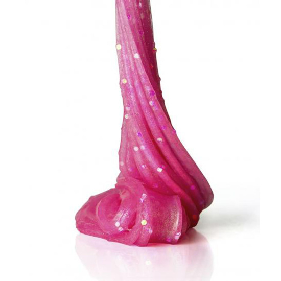 Томпақ әйелдің фотосуреті оны иттік стиліне береді Күміс